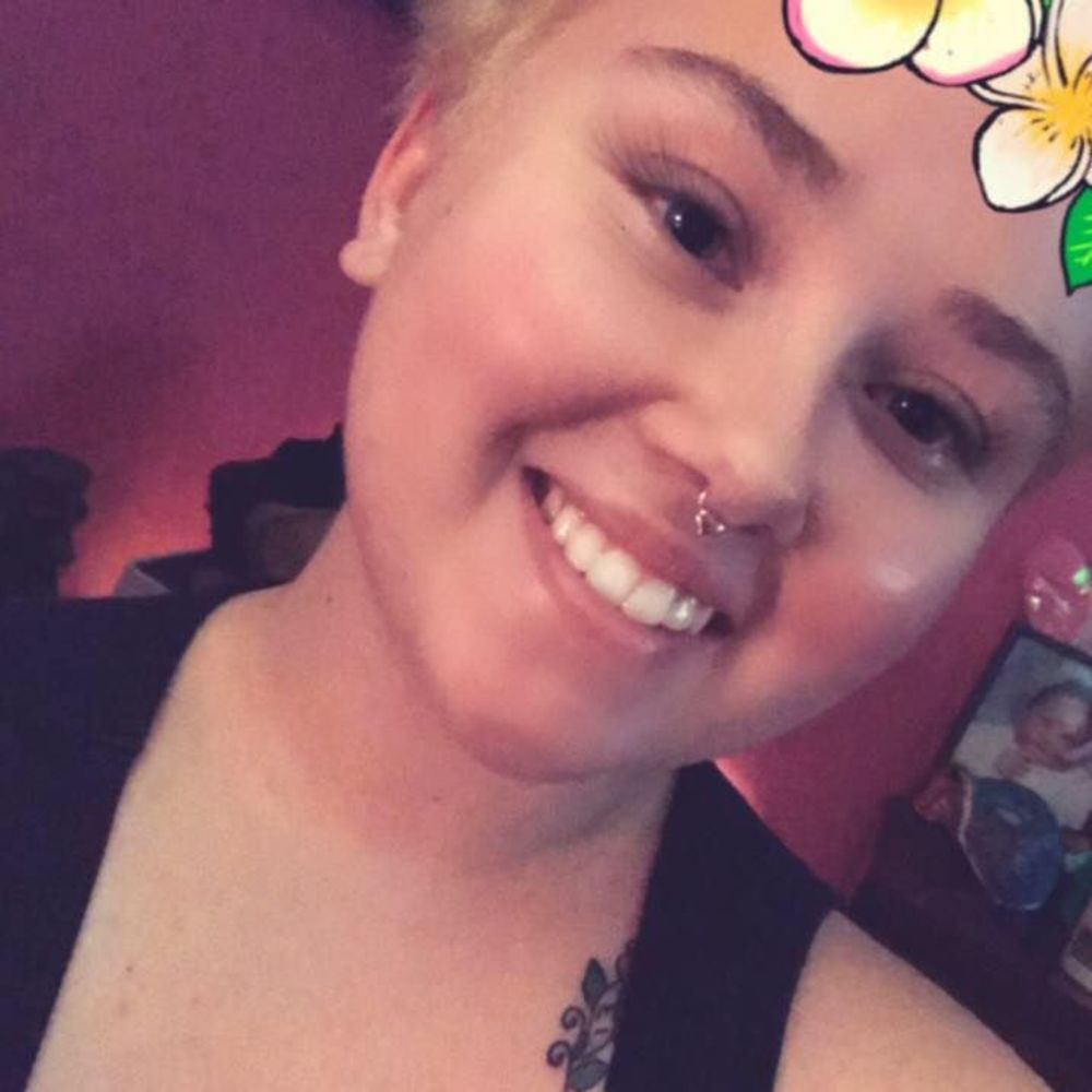 Meet your Posher, Stephanie